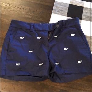 Vineyard Vines Whale shorts